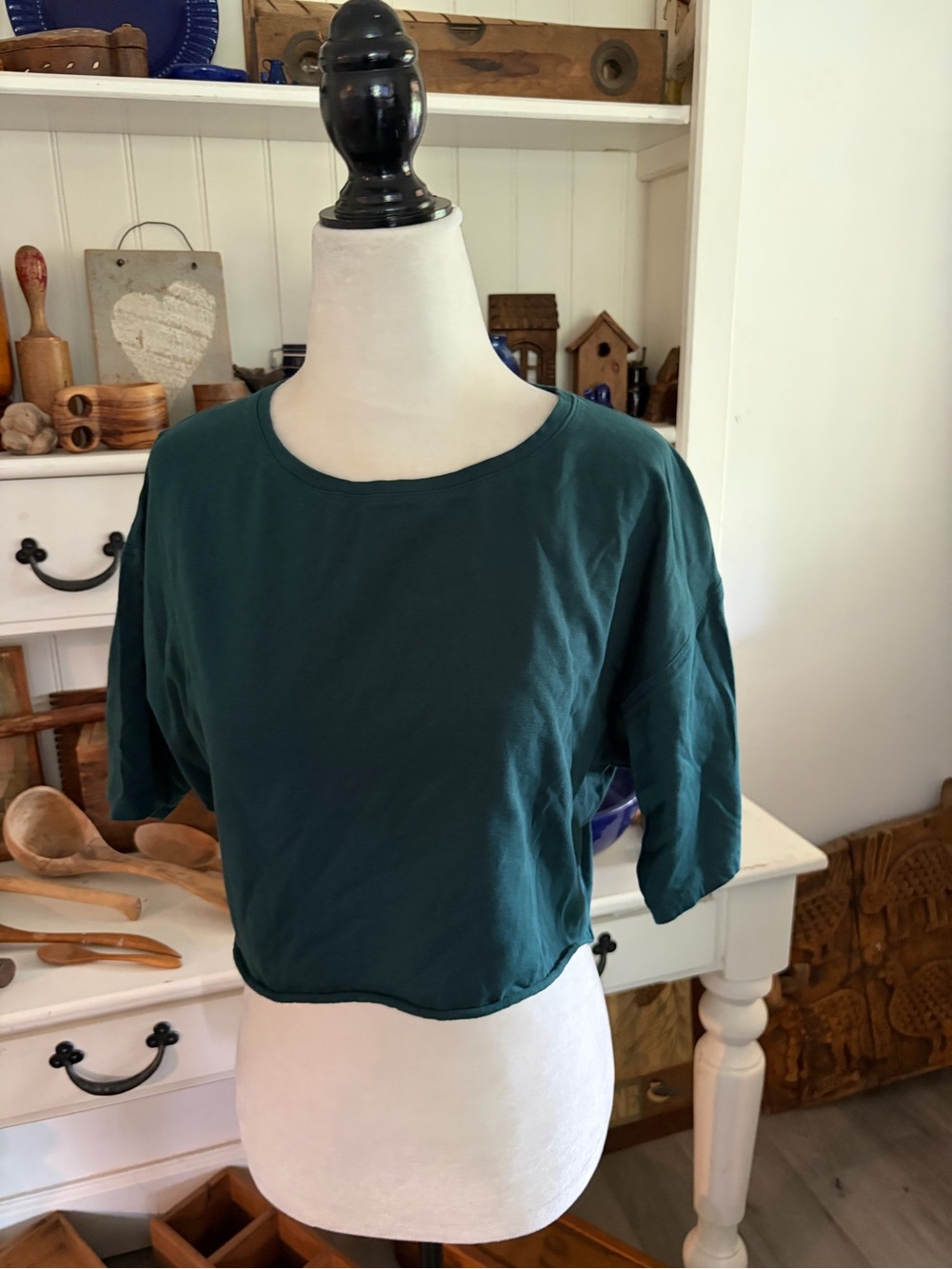 Sedna Women’s Forest Green Short Sleeve Crop Top